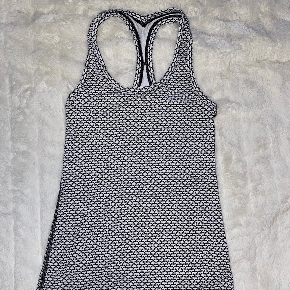 Lululemon Tank top!!